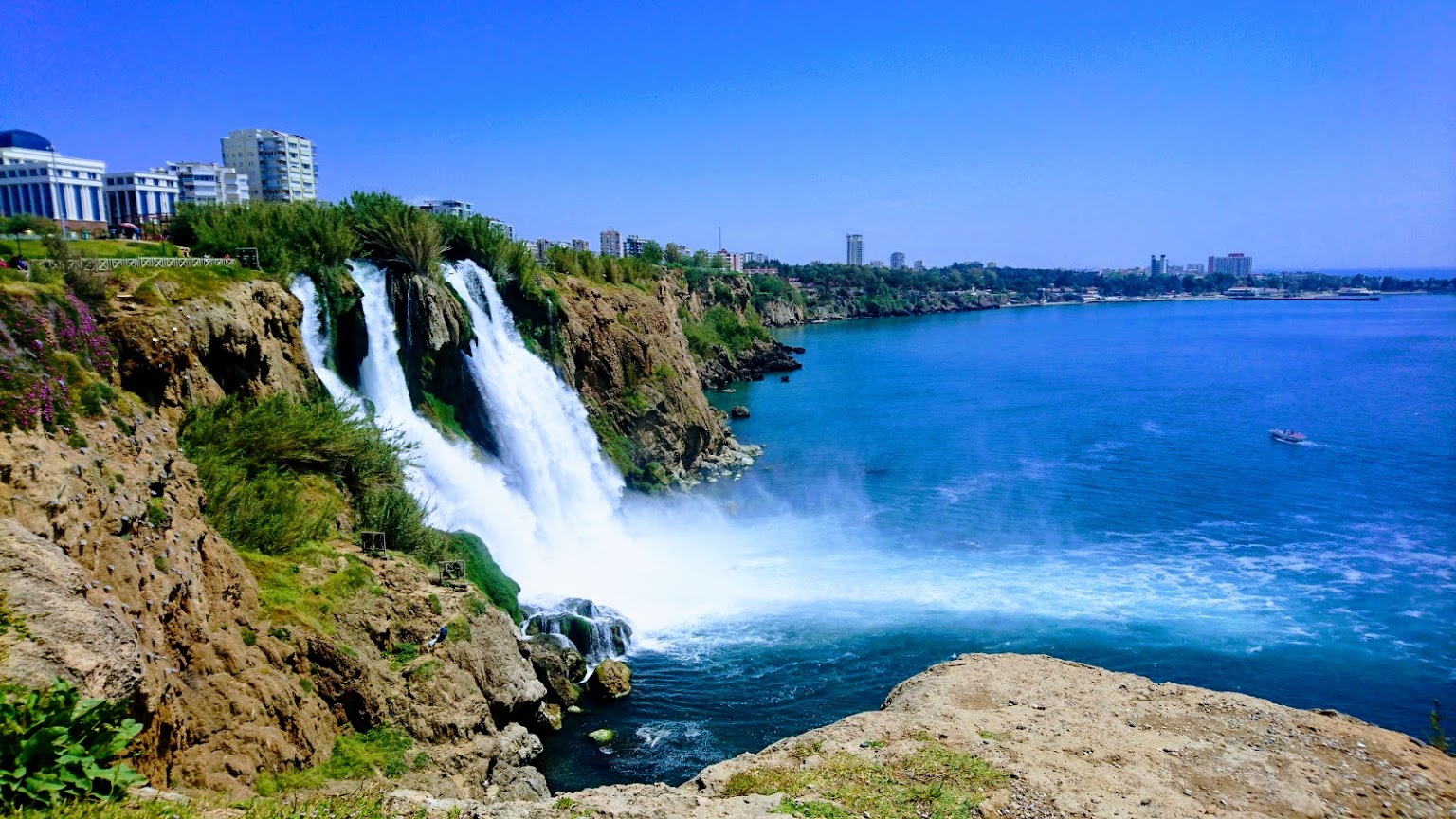 Водопад Карпузкалдыран Турция